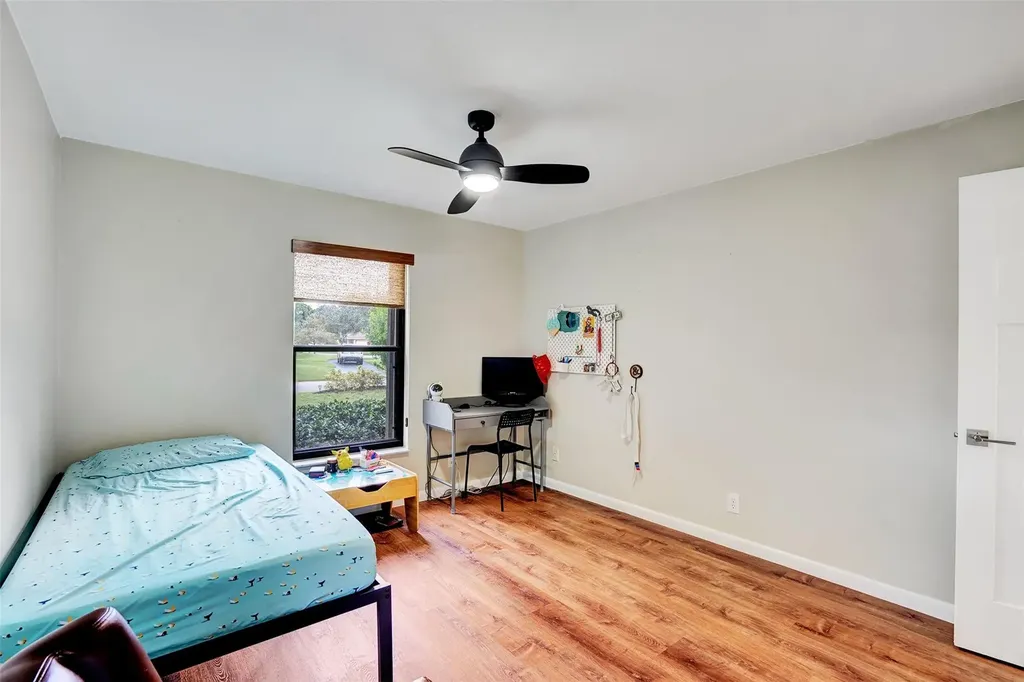 197 NW 104th Avenue Coral Springs FL 33071