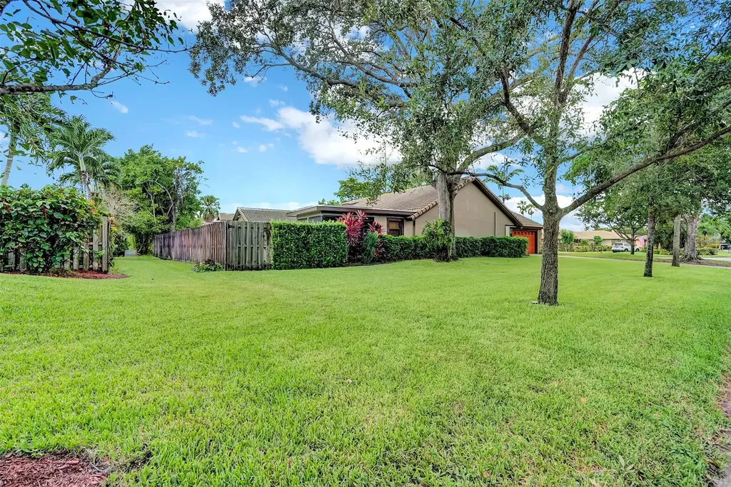 197 NW 104th Avenue Coral Springs FL 33071