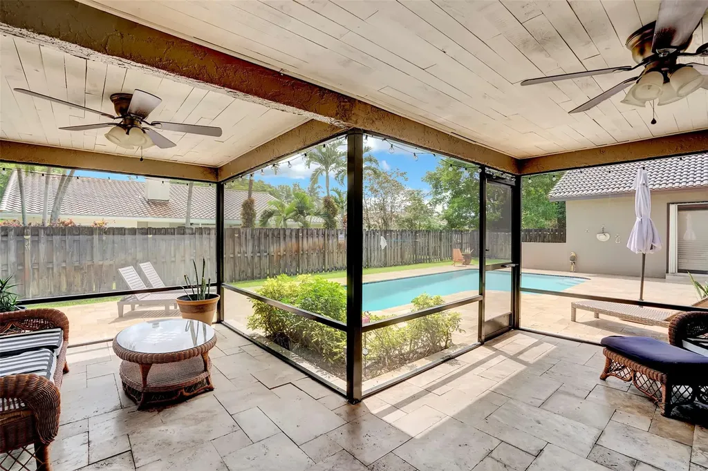 197 NW 104th Avenue Coral Springs FL 33071