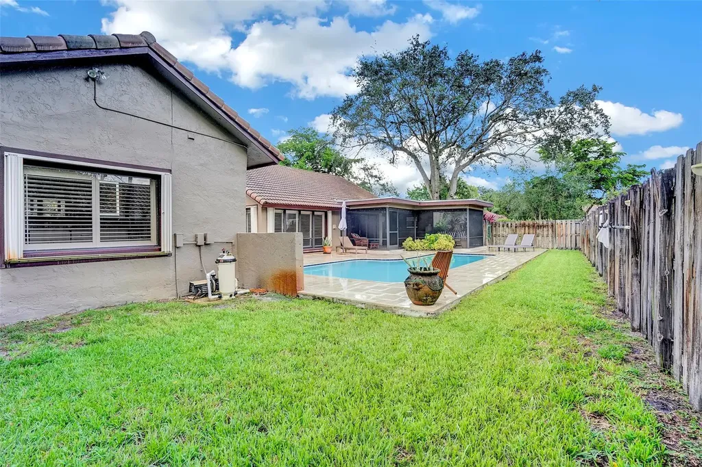 197 NW 104th Avenue Coral Springs FL 33071