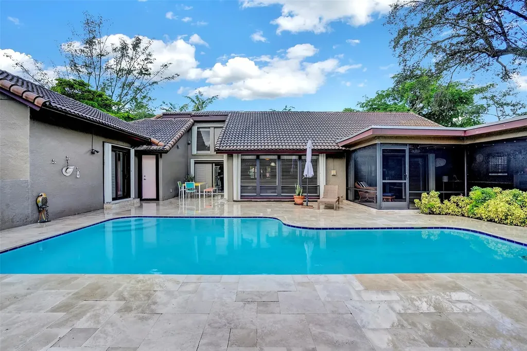 197 NW 104th Avenue Coral Springs FL 33071