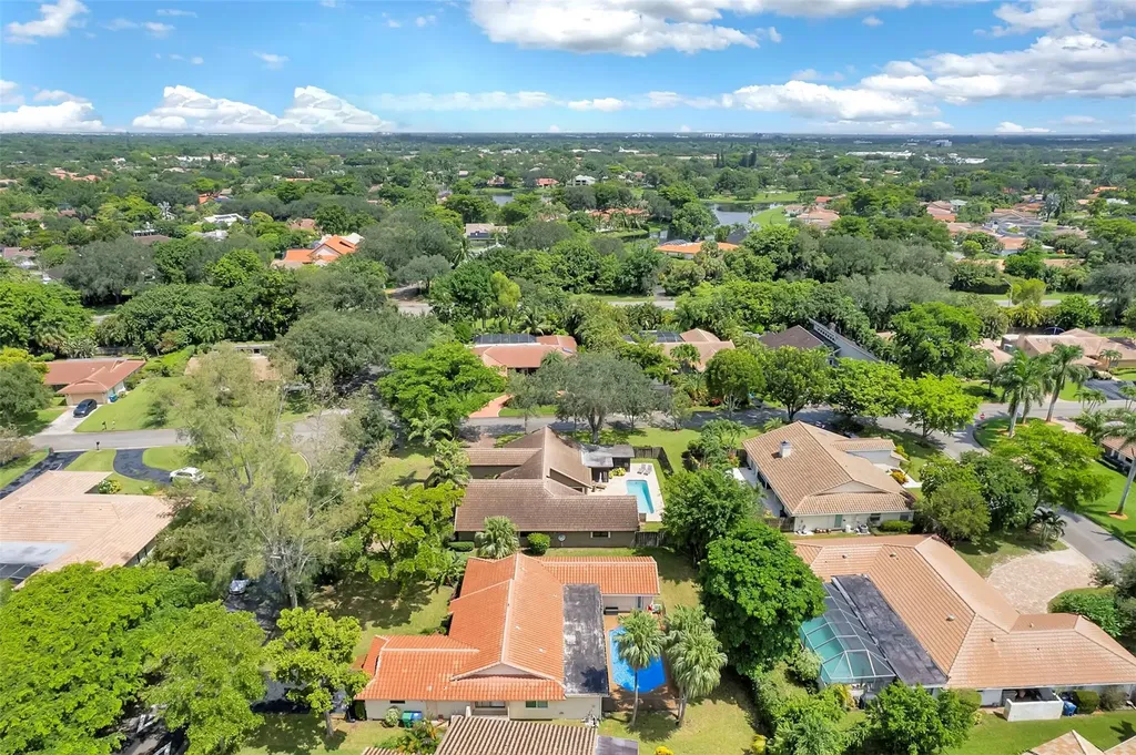 197 NW 104th Avenue Coral Springs FL 33071