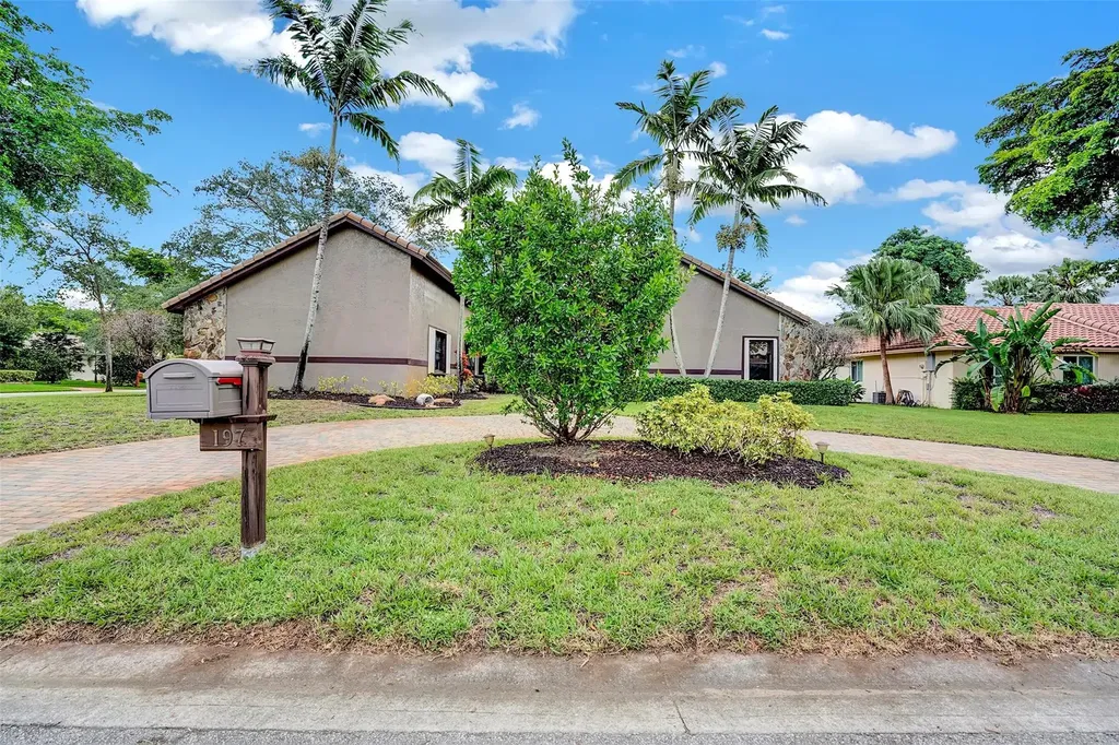 197 NW 104th Avenue Coral Springs FL 33071