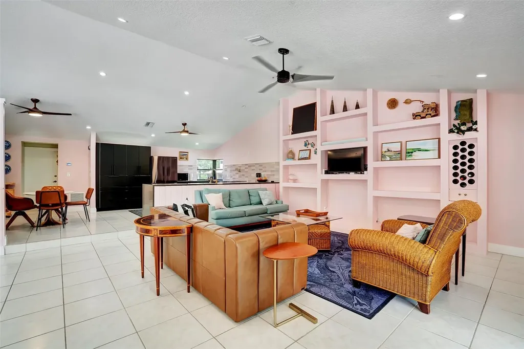 197 NW 104th Avenue Coral Springs FL 33071