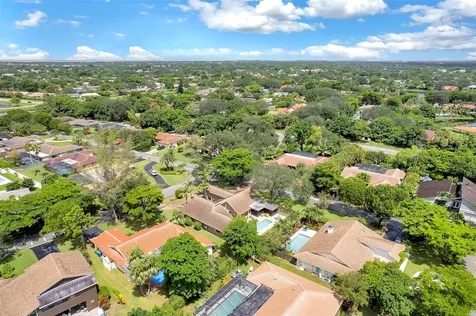 197 NW 104th Avenue Coral Springs FL 33071