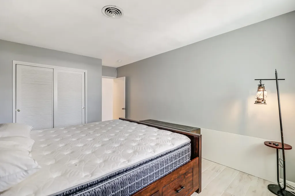 2829 NE 30th Street Fort Lauderdale FL 33306