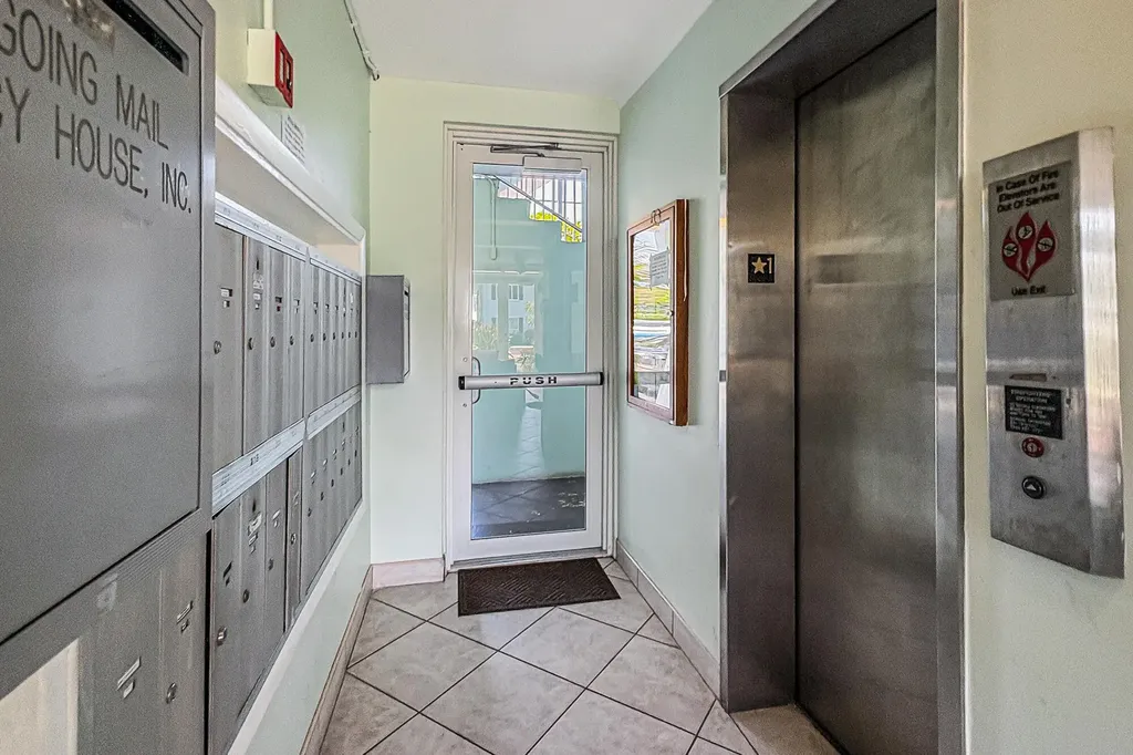 2829 NE 30th Street Fort Lauderdale FL 33306
