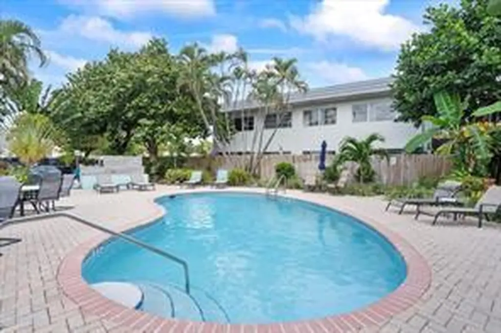 2829 NE 30th Street Fort Lauderdale FL 33306