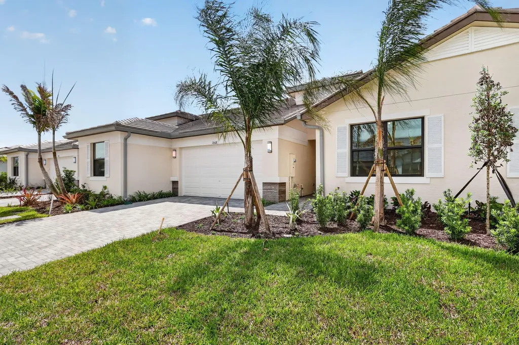 13608 SW Starkissed Lane Port St Lucie FL 34987