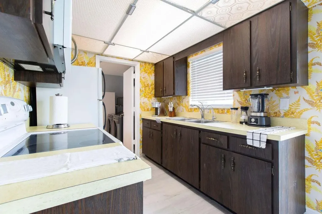 343 Balsam Street Palm Beach Gardens FL 33410