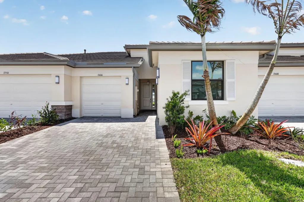 13600 SW Starkissed Lane Port St Lucie FL 34987
