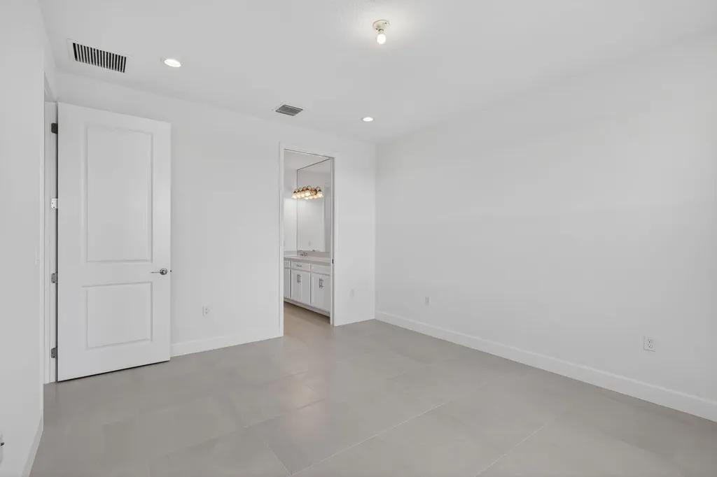 13600 SW Starkissed Lane Port St Lucie FL 34987