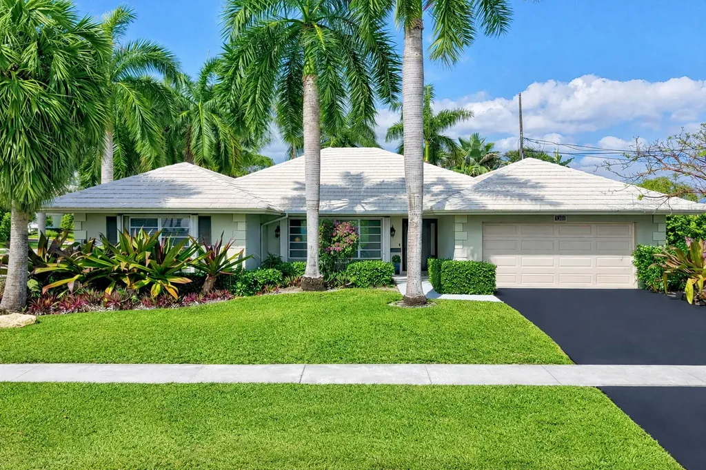 1361 SW Sugar Plum Drive Boca Raton FL 33486