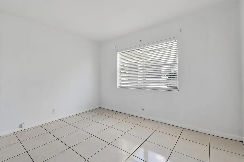1172 W 34th Street Riviera Beach FL 33404