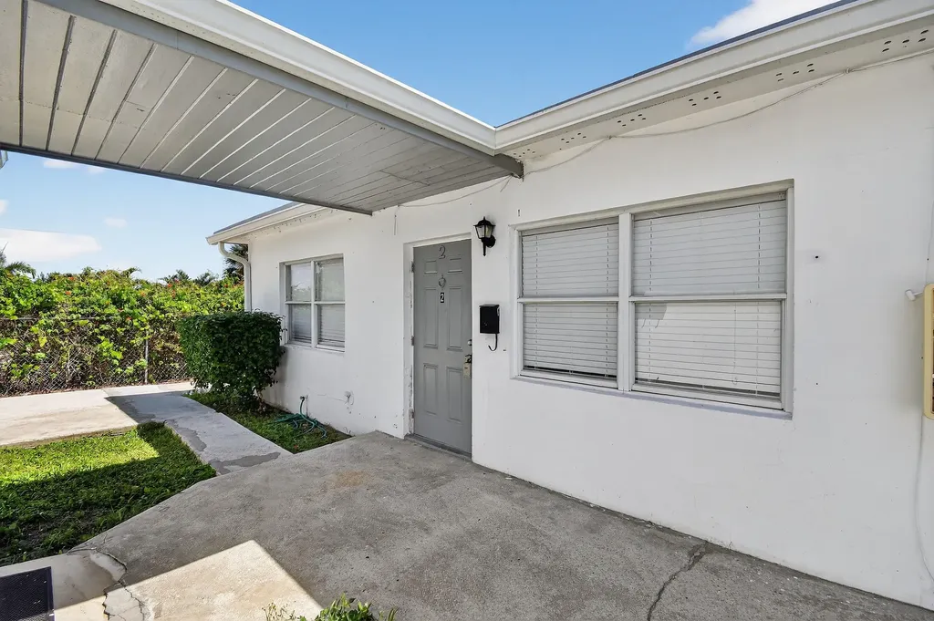 1172 W 34th Street Riviera Beach FL 33404