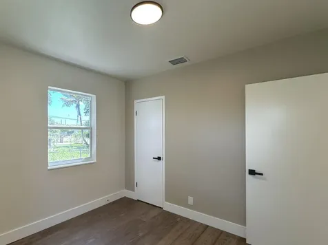 1525 NW 14th Court Fort Lauderdale FL 33311