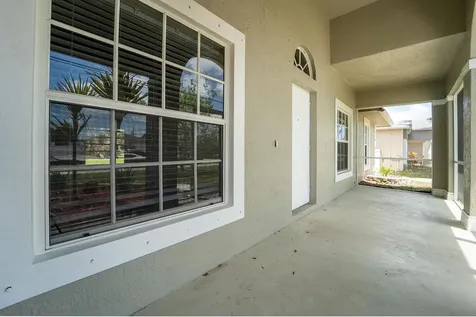 517 SW Paar Drive Port St Lucie FL 34953