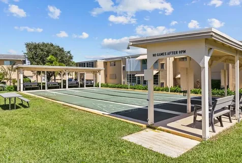 2102 NE 1st Way Boynton Beach FL 33435
