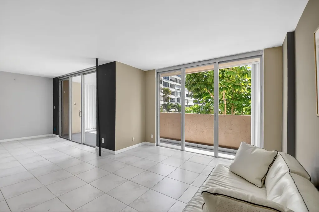 3581 S Ocean Boulevard South Palm Beach FL 33480