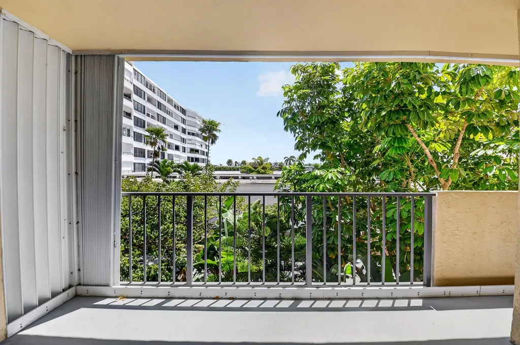 3581 S Ocean Boulevard South Palm Beach FL 33480