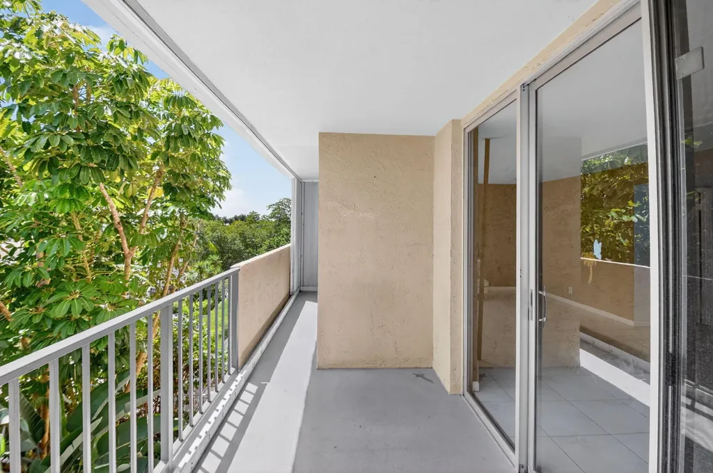 3581 S Ocean Boulevard South Palm Beach FL 33480