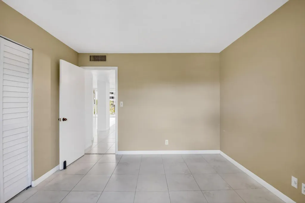 3581 S Ocean Boulevard South Palm Beach FL 33480