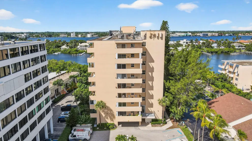 3581 S Ocean Boulevard South Palm Beach FL 33480