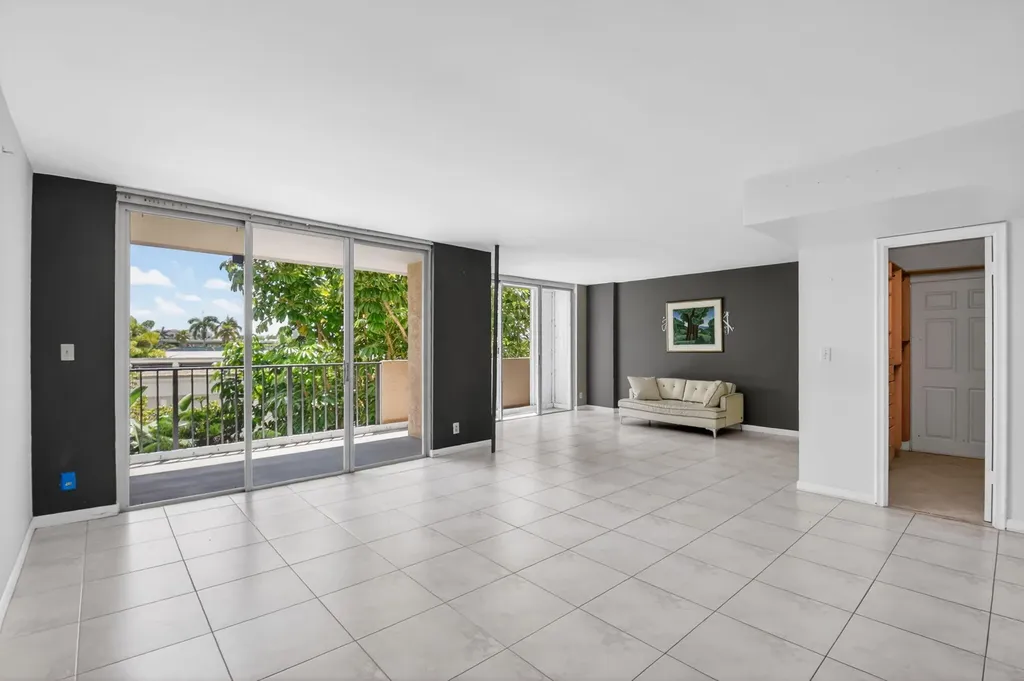 3581 S Ocean Boulevard South Palm Beach FL 33480