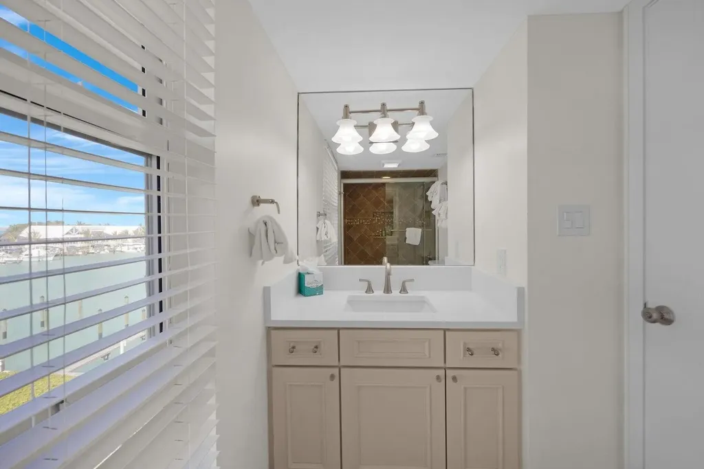 4402 Marina Villa Drive Marathon FL 33050