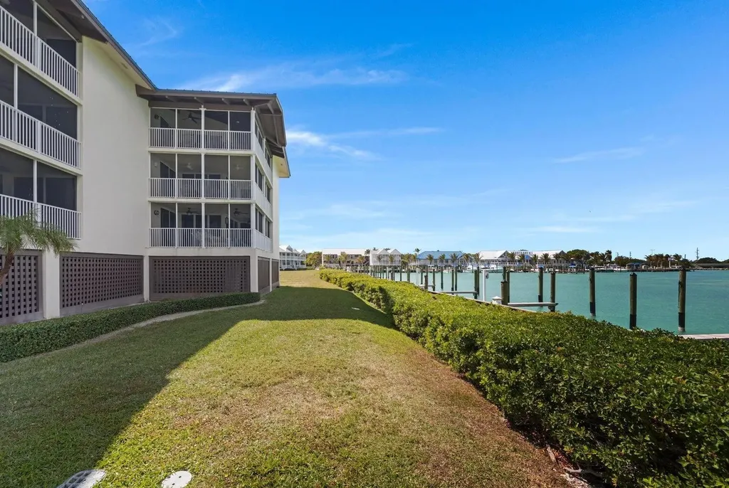 4402 Marina Villa Drive Marathon FL 33050