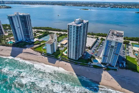 5420 N Ocean Drive Singer Island FL 33404