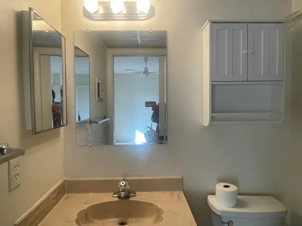 83 Capri B Delray Beach FL 33484
