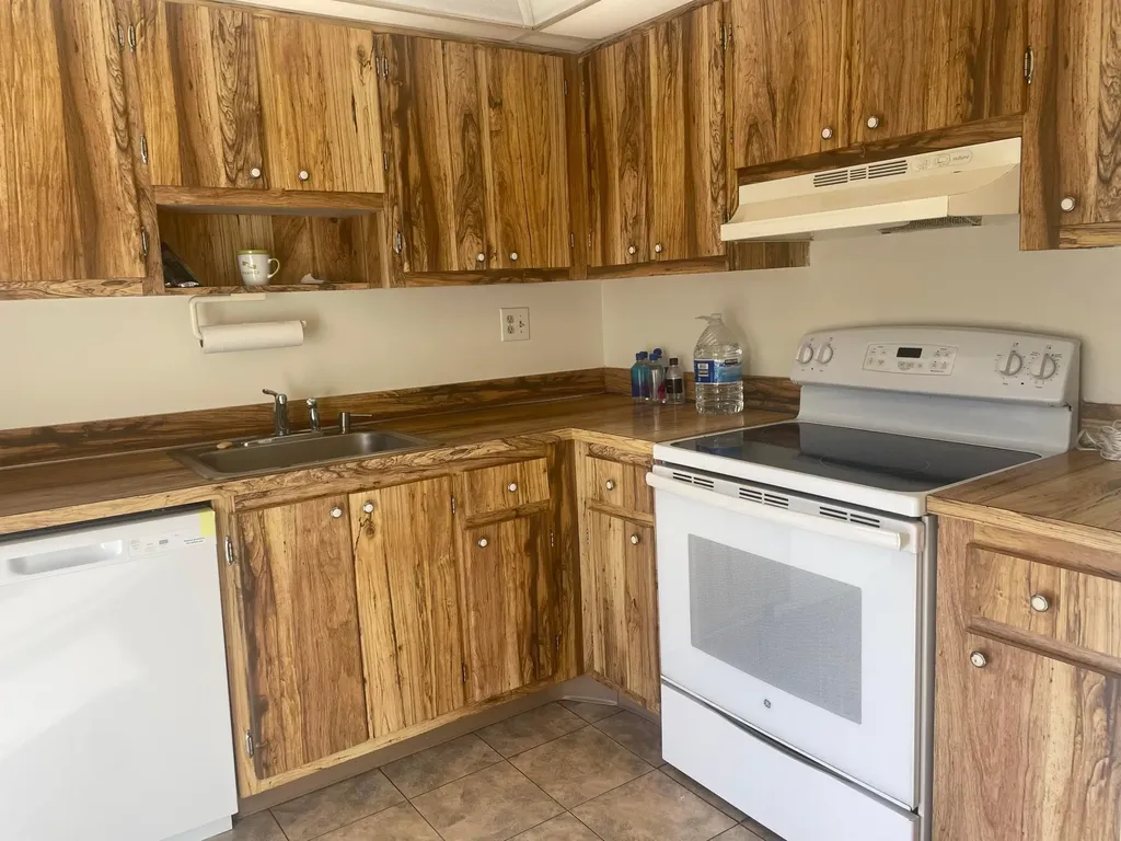 83 Capri B Delray Beach FL 33484