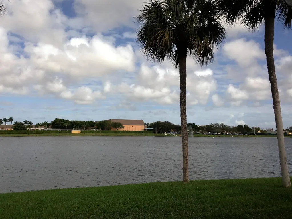 83 Capri B Delray Beach FL 33484