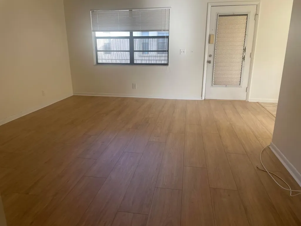 83 Capri B Delray Beach FL 33484