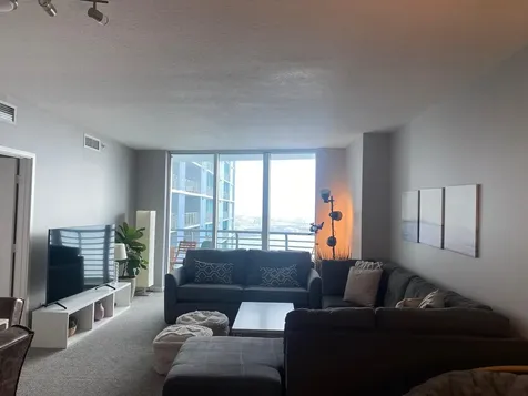 325 S Biscayne Boulevard Miami FL 33131