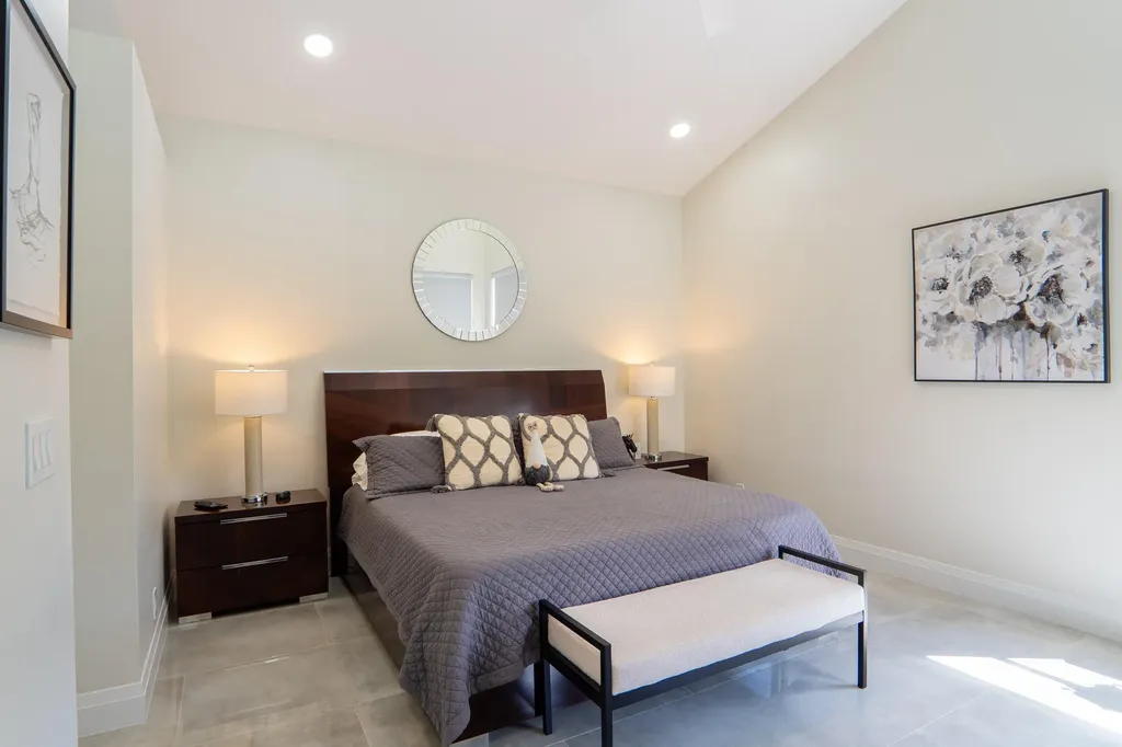 6670 NW 27th Avenue Boca Raton FL 33496