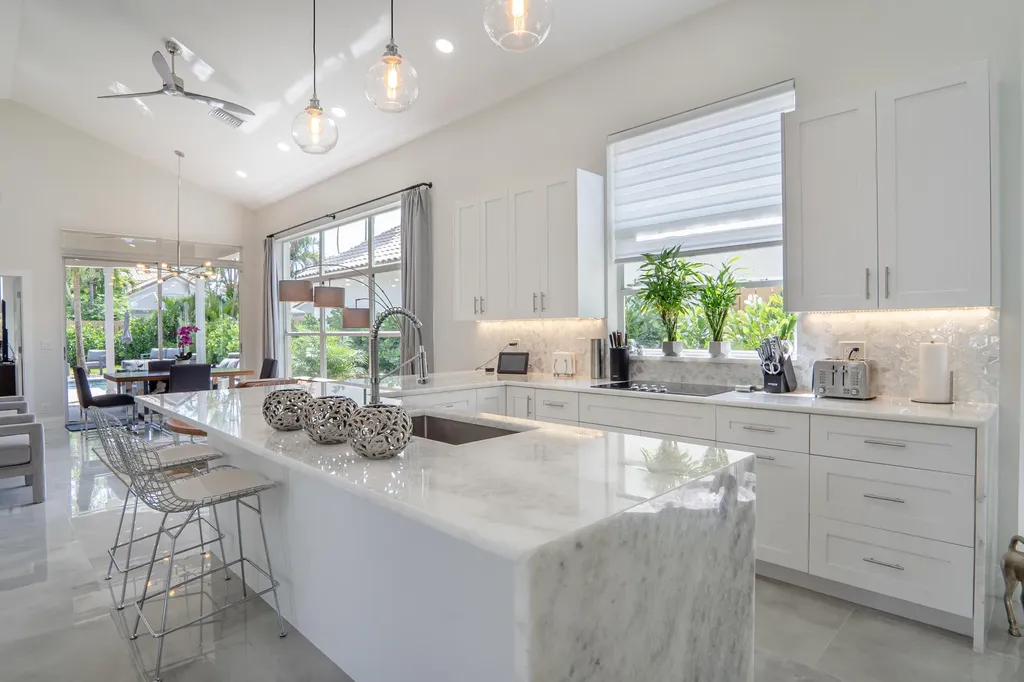 6670 NW 27th Avenue Boca Raton FL 33496