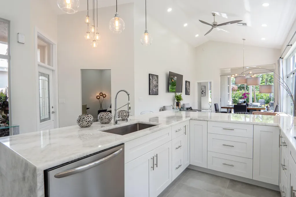 6670 NW 27th Avenue Boca Raton FL 33496