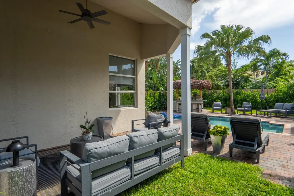 6670 NW 27th Avenue Boca Raton FL 33496