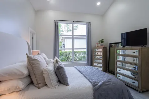 6670 NW 27th Avenue Boca Raton FL 33496