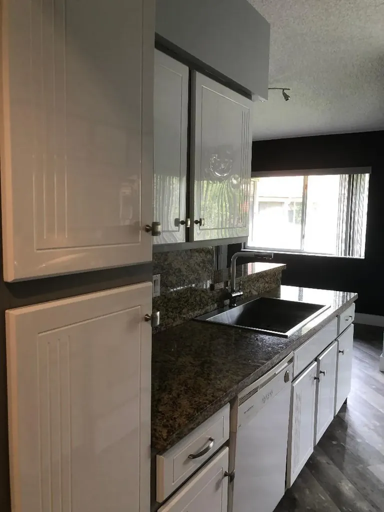 9322 NW 9th Place Plantation FL 33324