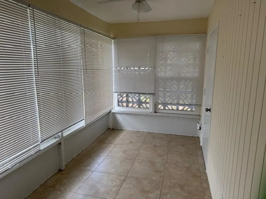 200 Main Boulevard Boynton Beach FL 33435