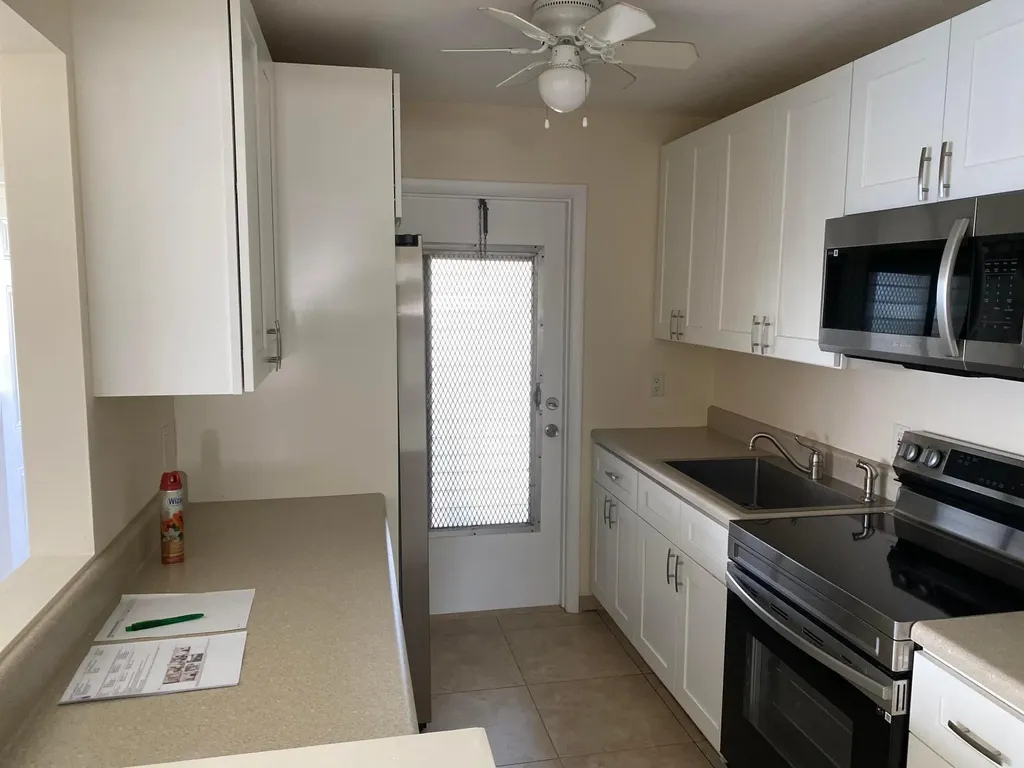 200 Main Boulevard Boynton Beach FL 33435