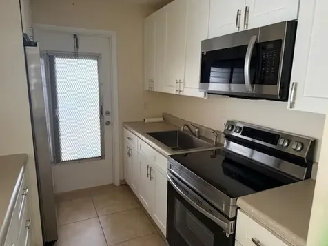 200 Main Boulevard Boynton Beach FL 33435