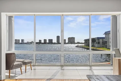 2936 Lake Shore Drive West Palm Beach FL 33404