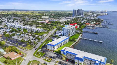 2936 Lake Shore Drive West Palm Beach FL 33404