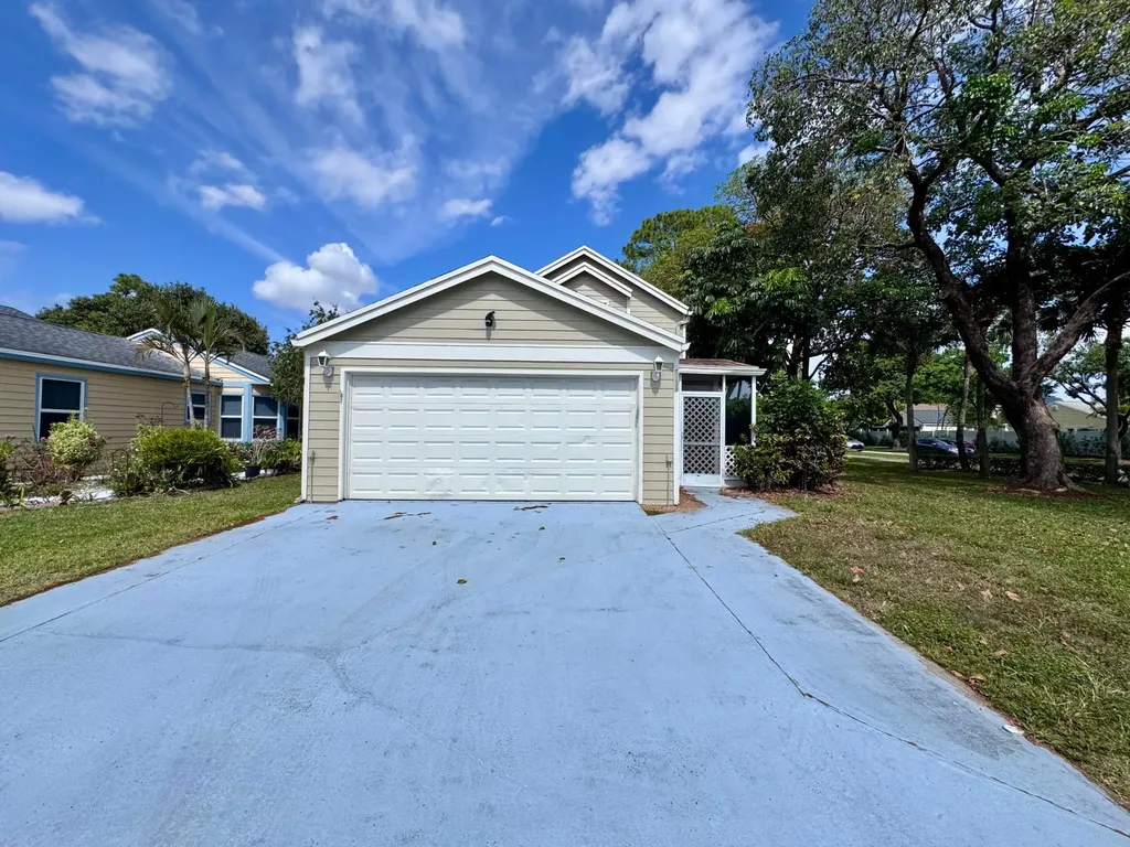 5889 Snowdrop Way West Palm Beach FL 33415
