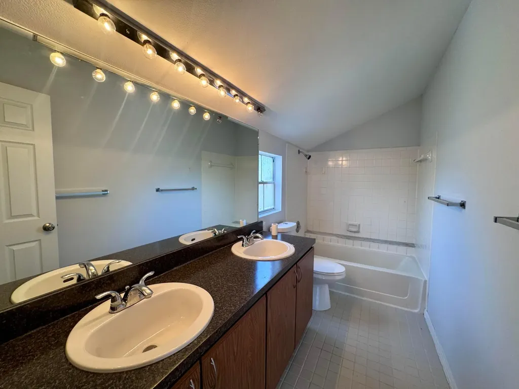 5889 Snowdrop Way West Palm Beach FL 33415