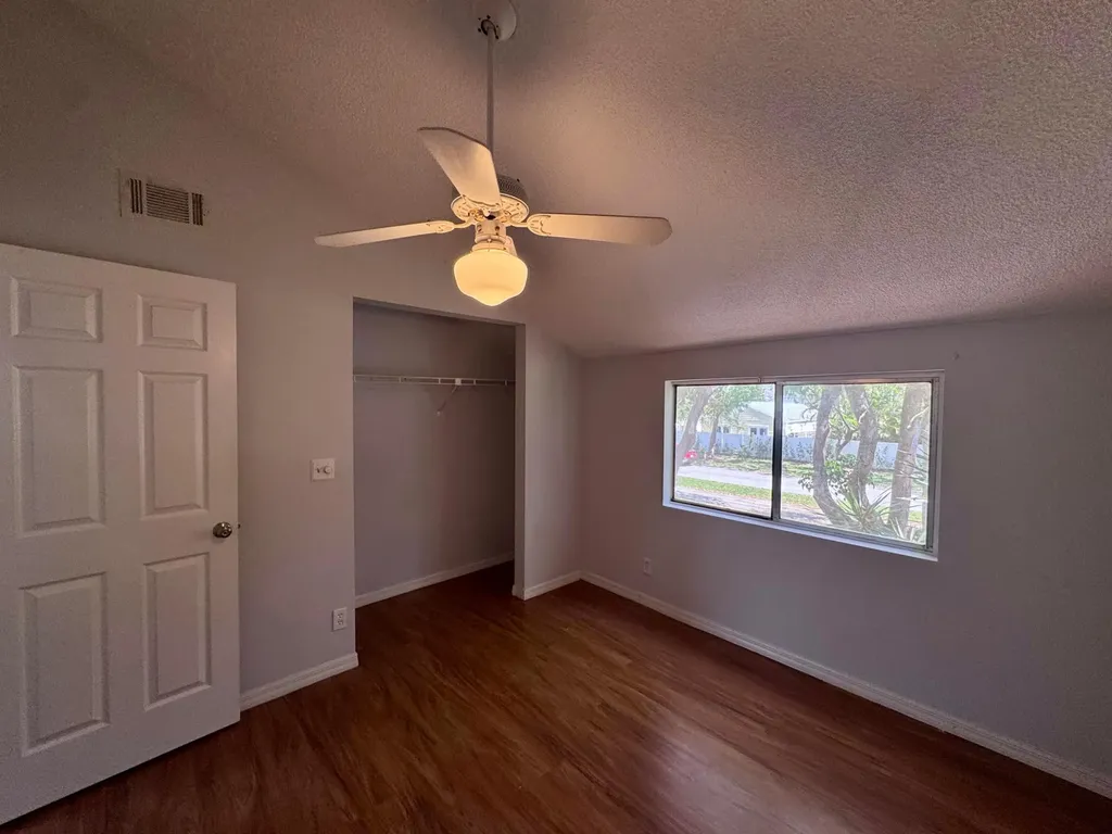 5889 Snowdrop Way West Palm Beach FL 33415